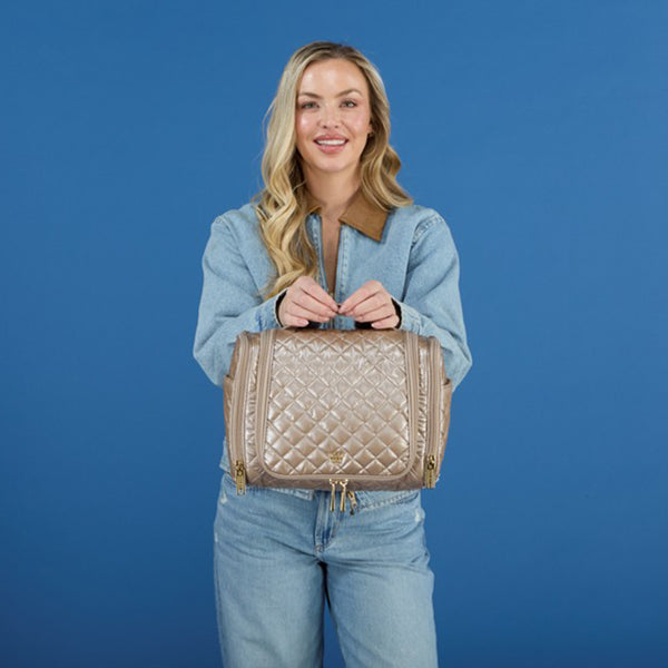 Hanging Travel Organizer